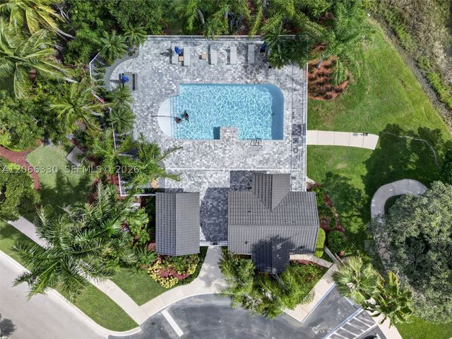 1520 Seabay Rd, Weston, FL 33326