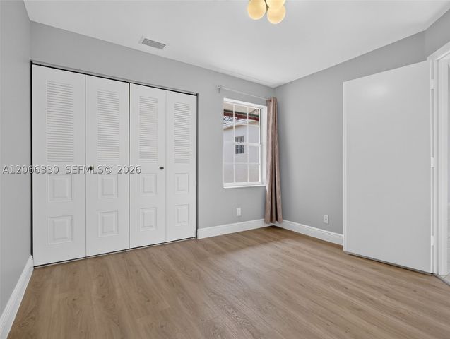 1520 Seabay Rd, Weston, FL 33326