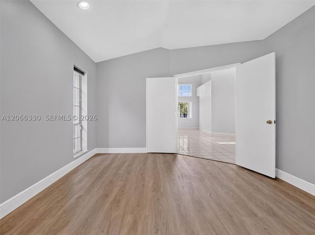 1520 Seabay Rd, Weston, FL 33326