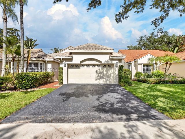 1520 Seabay Rd, Weston, FL 33326
