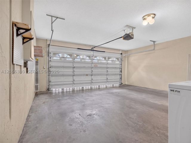1520 Seabay Rd, Weston, FL 33326