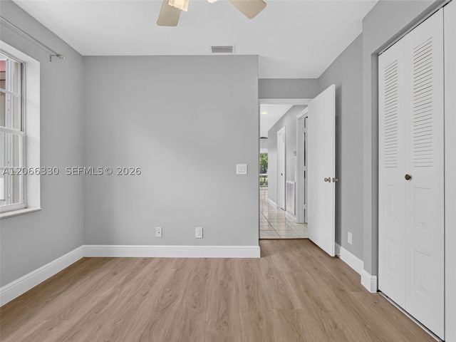 1520 Seabay Rd, Weston, FL 33326