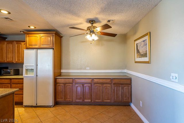 1400 Santa Margarita Street B, Las Vegas, NV 89146