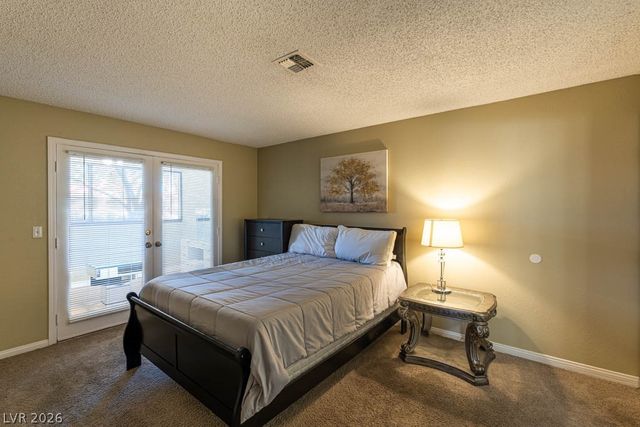 1400 Santa Margarita Street B, Las Vegas, NV 89146