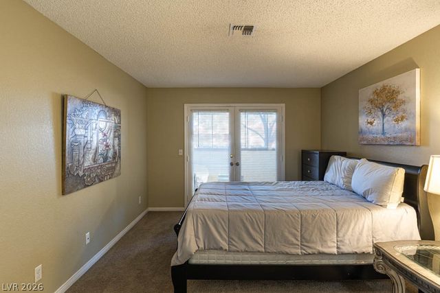 1400 Santa Margarita Street B, Las Vegas, NV 89146