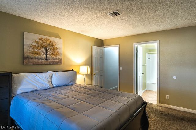 1400 Santa Margarita Street B, Las Vegas, NV 89146