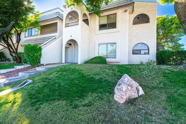 1400 Santa Margarita Street B, Las Vegas, NV 89146