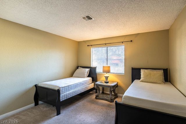 1400 Santa Margarita Street B, Las Vegas, NV 89146