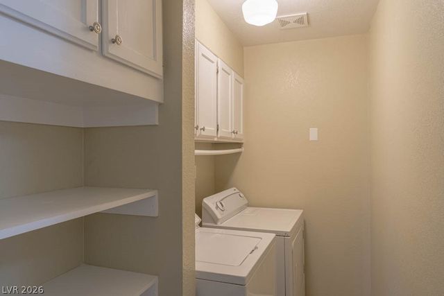 1400 Santa Margarita Street B, Las Vegas, NV 89146