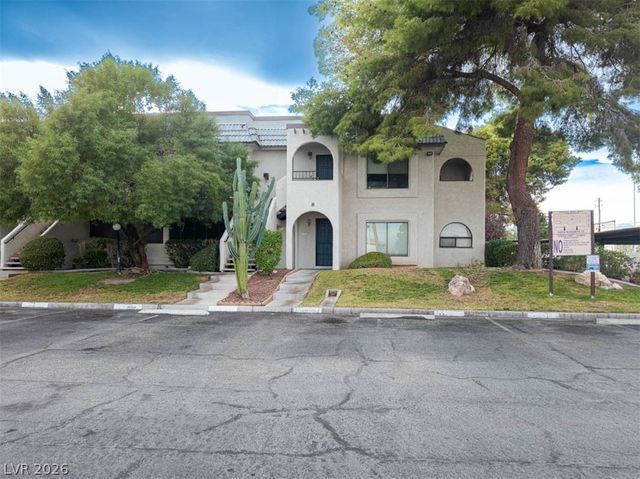 1400 Santa Margarita Street B, Las Vegas, NV 89146