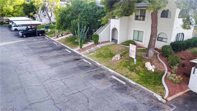 1400 Santa Margarita Street B, Las Vegas, NV 89146