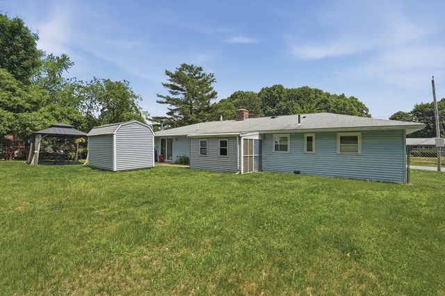 4 Edith Road, Framingham, MA 01701