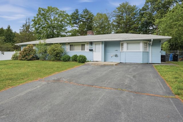 4 Edith Road, Framingham, MA 01701