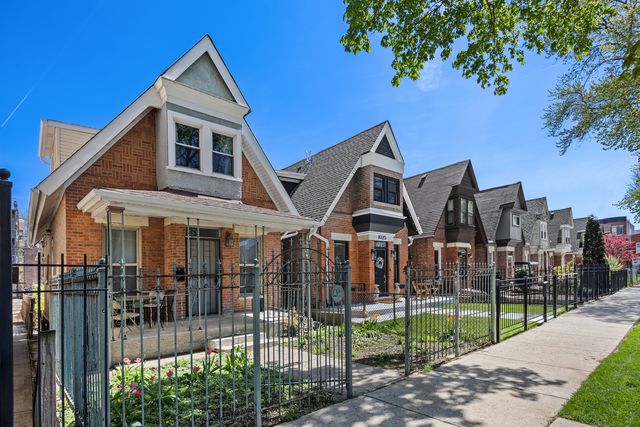 1023 S Claremont Street, Chicago, IL 60612