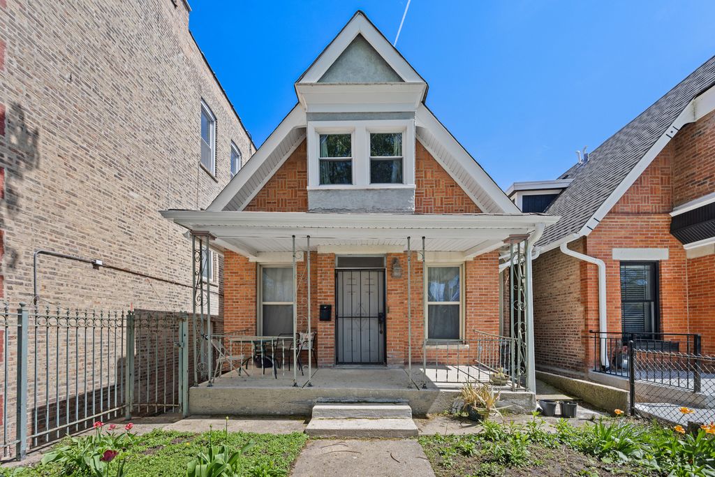 1023 S Claremont Street, Chicago, IL 60612