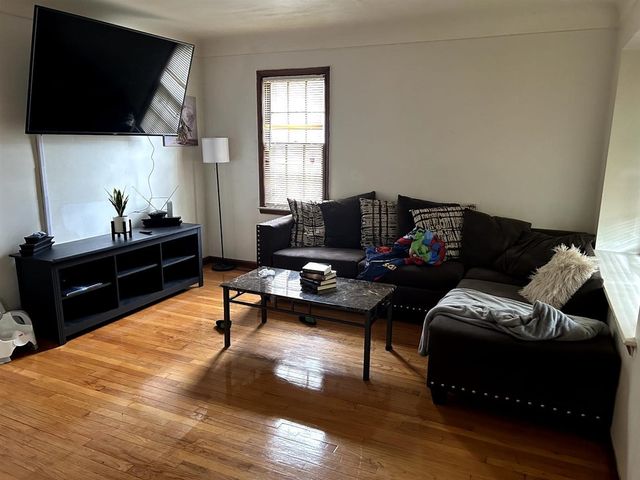 20315 Regent Drive, Detroit, MI 48205