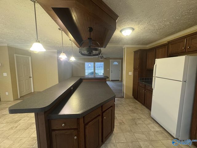 414 Sanderson Lane, Courtland, AL 35618