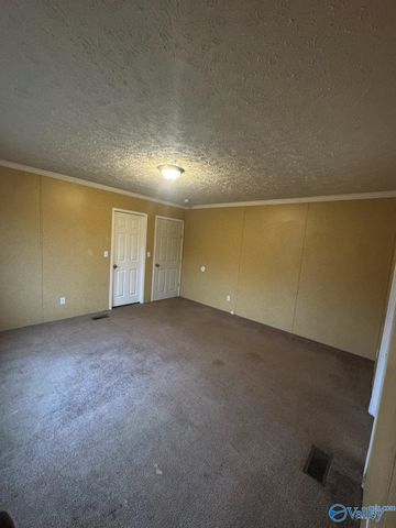 414 Sanderson Lane, Courtland, AL 35618