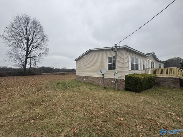 414 Sanderson Lane, Courtland, AL 35618