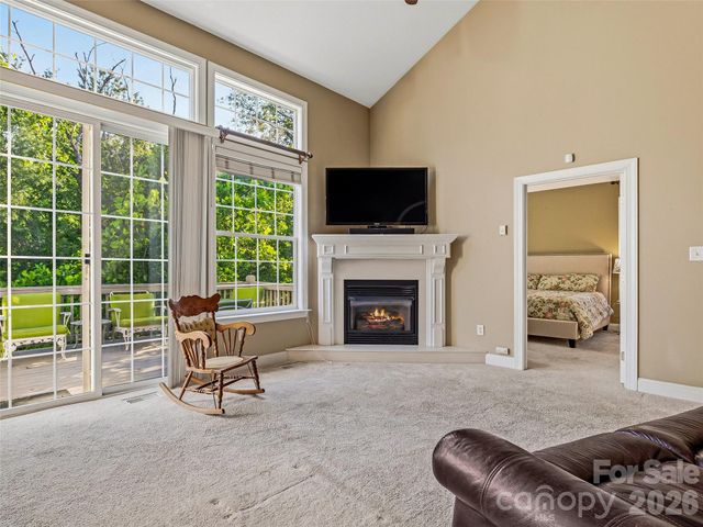 117 Hibiscus Lane, Asheville, NC 28803