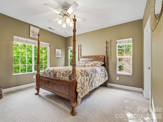 117 Hibiscus Lane, Asheville, NC 28803
