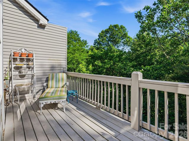 117 Hibiscus Lane, Asheville, NC 28803