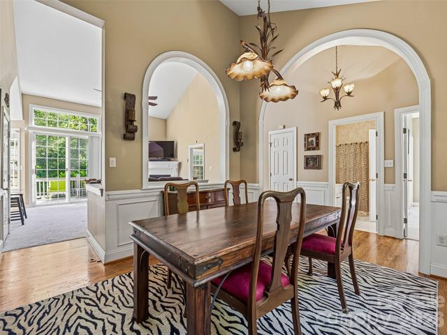 117 Hibiscus Lane, Asheville, NC 28803
