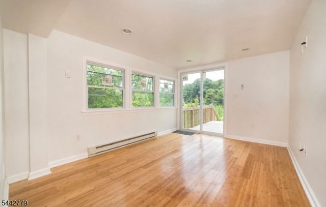 32 E Shore Trl, Hardyston Twp., NJ 07460