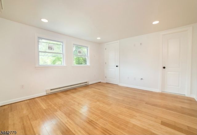 32 E Shore Trl, Hardyston Twp., NJ 07460