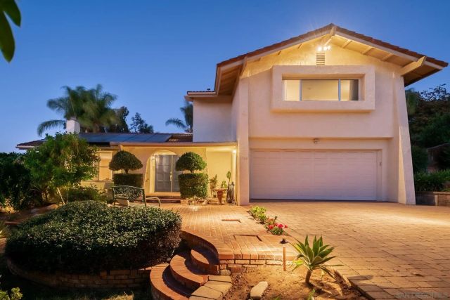 1322 Loma De Paz, Escondido, CA 92027