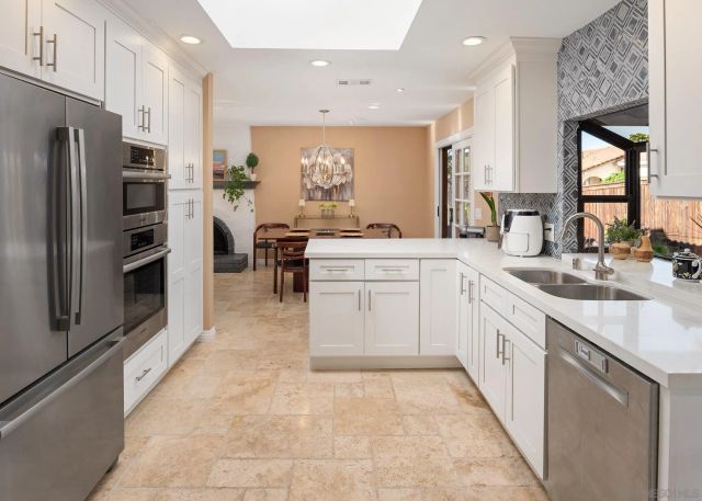 1322 Loma De Paz, Escondido, CA 92027