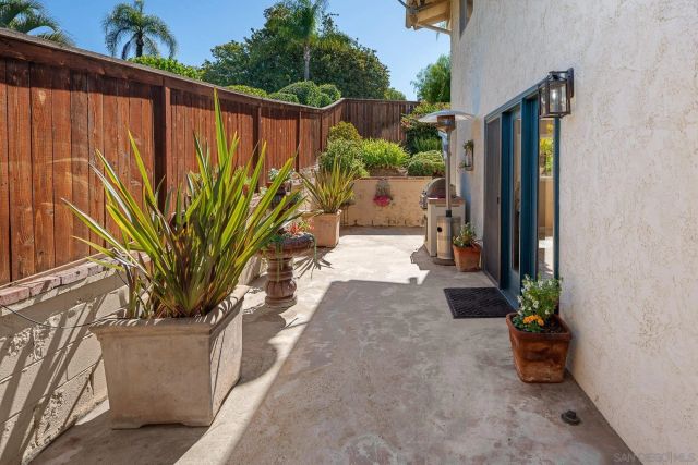 1322 Loma De Paz, Escondido, CA 92027