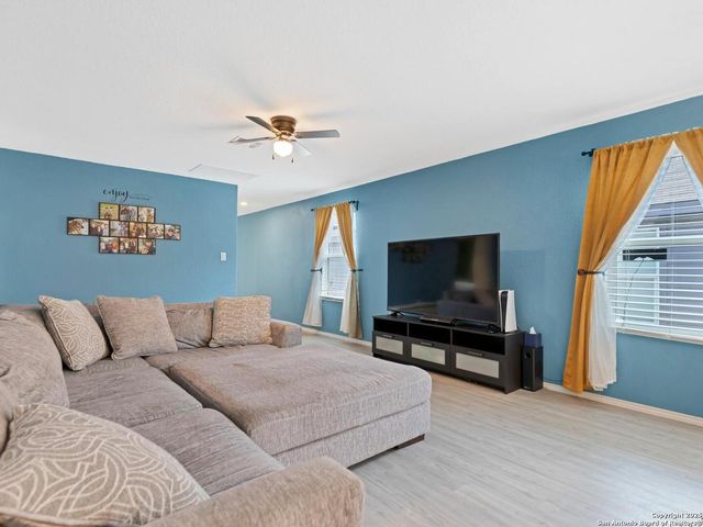 734 Tulsa Trl, New Braunfels, TX 78132