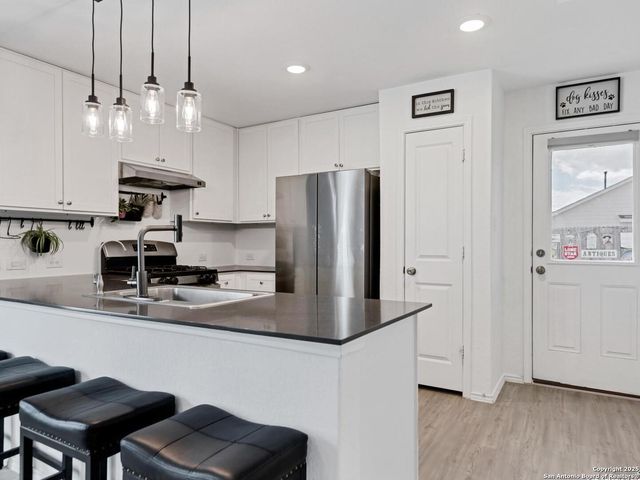 734 Tulsa Trl, New Braunfels, TX 78132