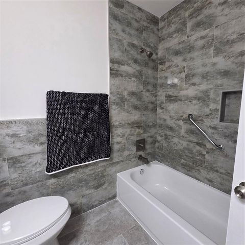 17330 NW 46th Avenue, Miami Gardens, FL 33055