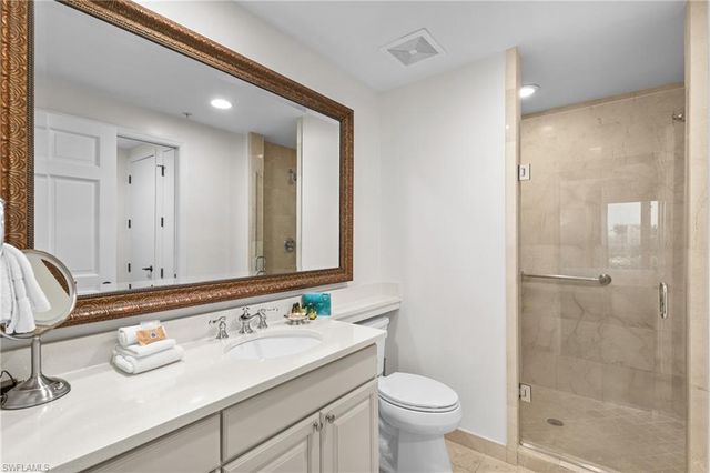 221 9th ST S # 113, Naples, FL 34102