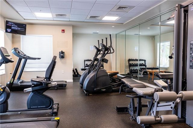 221 9th ST S # 113, Naples, FL 34102