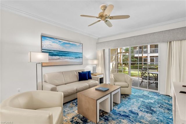 221 9th ST S # 113, Naples, FL 34102