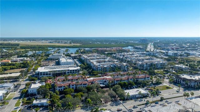 221 9th ST S # 113, Naples, FL 34102