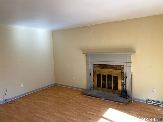 57 Carriage Path South, Milford, CT 06460