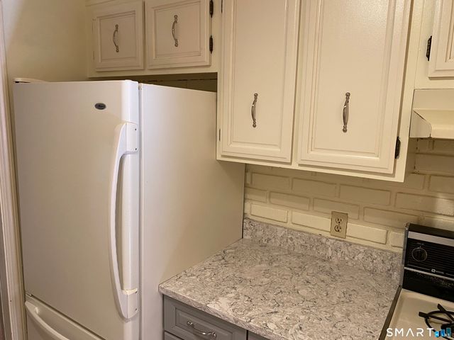 57 Carriage Path South, Milford, CT 06460