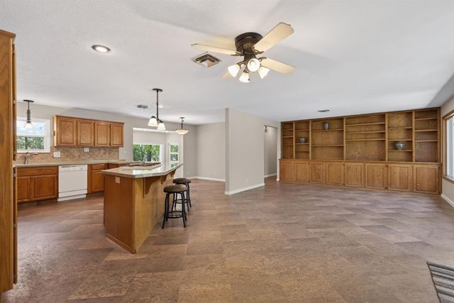 8833 Elm Ave, Orangevale, CA 95662