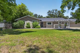 8833 Elm Ave, Orangevale, CA 95662