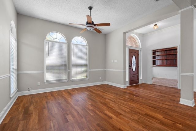 1324 Winnipeg Drive, Lewisville, TX 75077