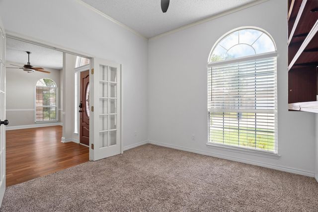 1324 Winnipeg Drive, Lewisville, TX 75077