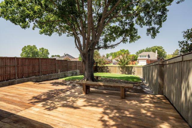 1324 Winnipeg Drive, Lewisville, TX 75077
