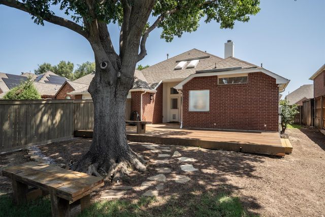 1324 Winnipeg Drive, Lewisville, TX 75077