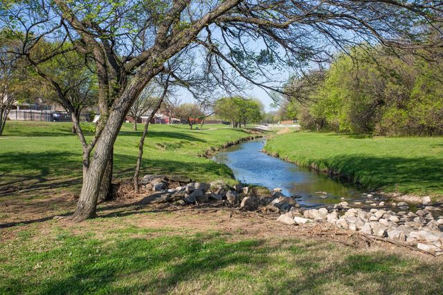 1324 Winnipeg Drive, Lewisville, TX 75077