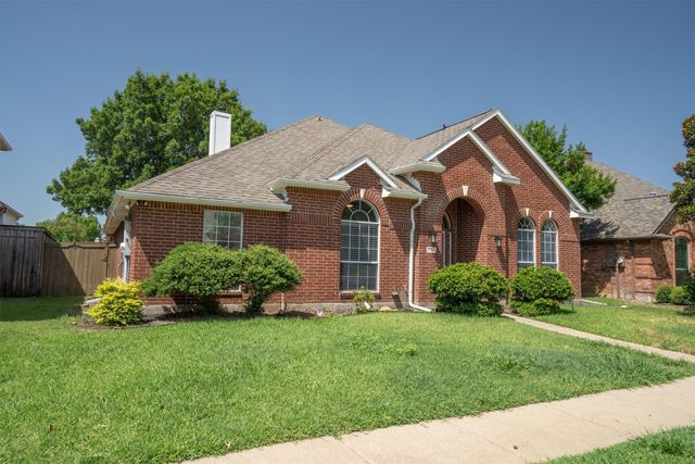 1324 Winnipeg Drive, Lewisville, TX 75077