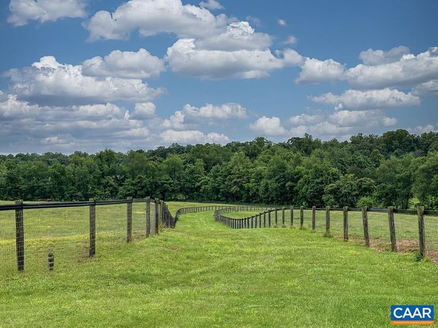 3111 S SEMINOLE TRL, Madison, VA 22727